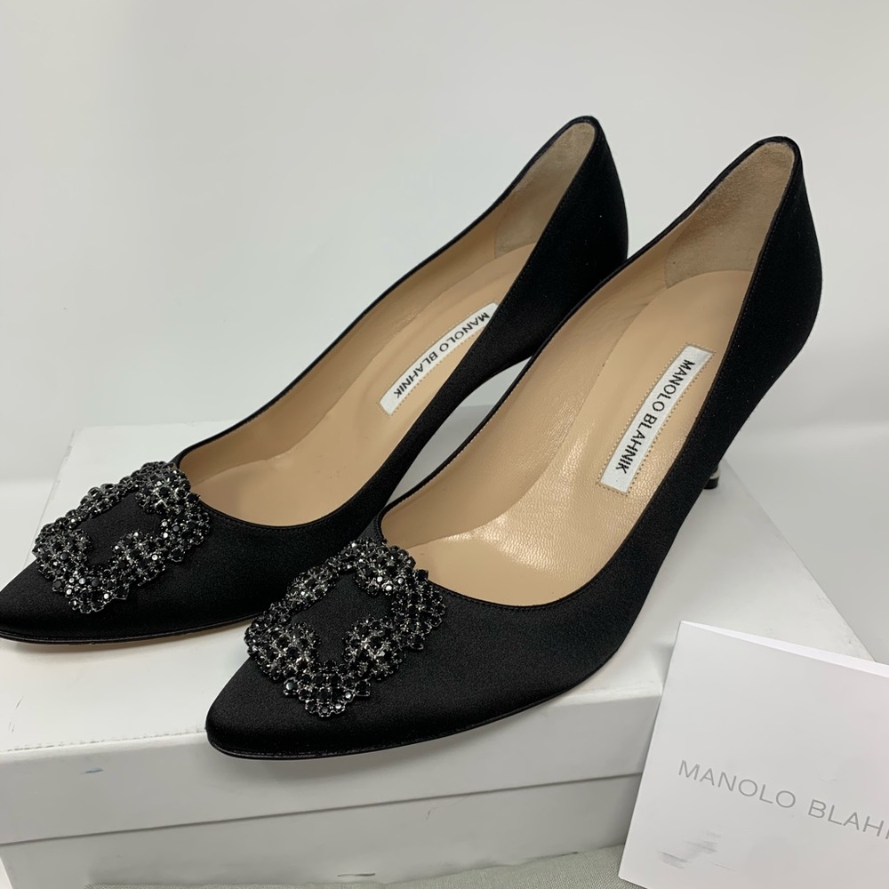SOlD NIB Manolo Blahnik Hangisi Black satin 41 - Picture 1 of 4